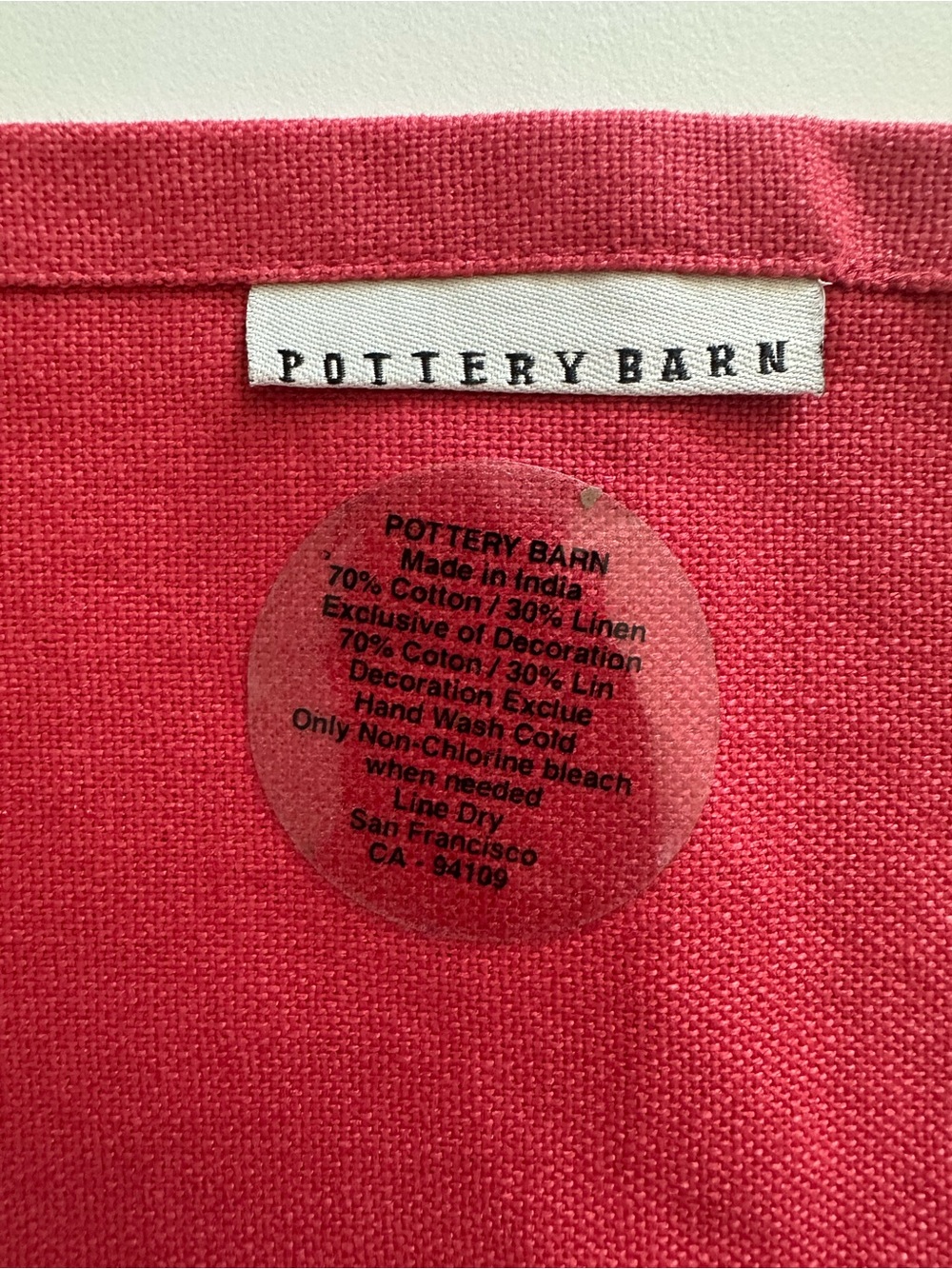 Pottery Barn Red decorative napkins - Solid Scarlet Accent set of 8 - Picture 3 of 3